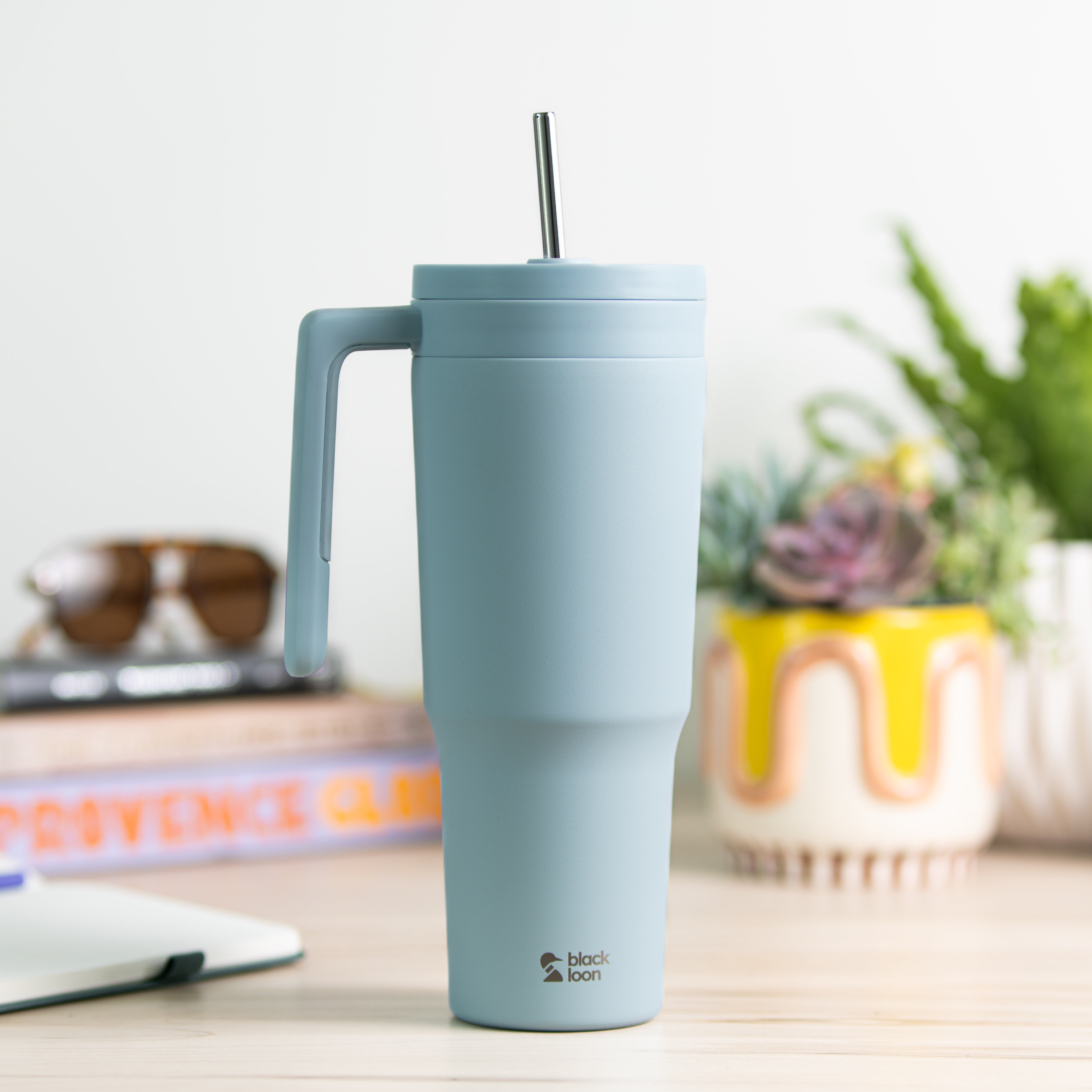 The 1.2 Litre Tumbler with Straw